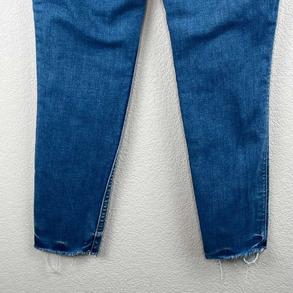 Old Navy Medium Wash Extra High Rise Rockstar Super Skinny Ankle Jeans 10 - Picture 9 of 10